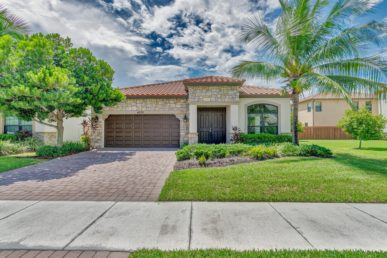 Foto principal - 4535 Gulf Sounds Ln
