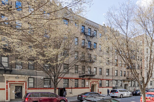 Foto del edificio - 566 W 191st St