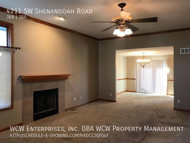 Foto del edificio - Elegant 3 bedroom 2 bath duplex!