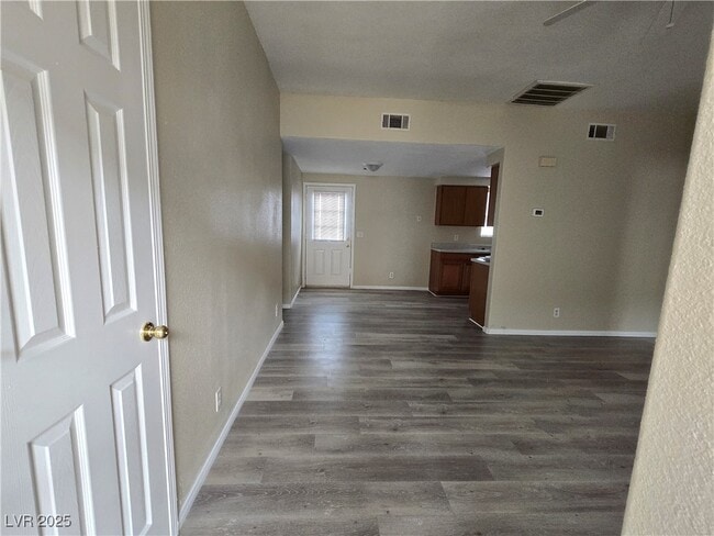 Building Photo - 1444 Star Rd