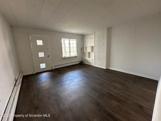 Foto del edificio - 113 N Fulton St