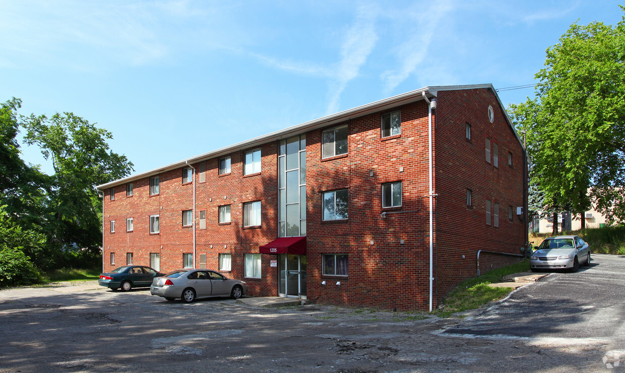 Foto principal - Arrowhead Apartments