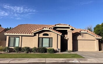 Building Photo - 187 W Amanda Ln
