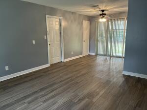 Foto del edificio - 1411 Springview Dr
