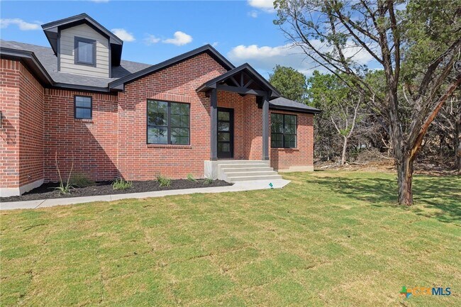 Foto del edificio - 15926 Brazos Dr