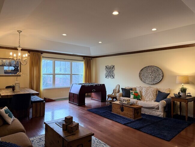 Foto del edificio - 1804 Crenshaw Cir