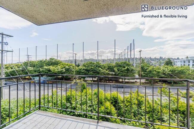 Foto del edificio - 2850 15th Ave W