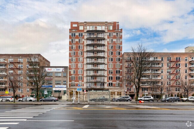 Building Photo - 2805-2809 Ocean Pky