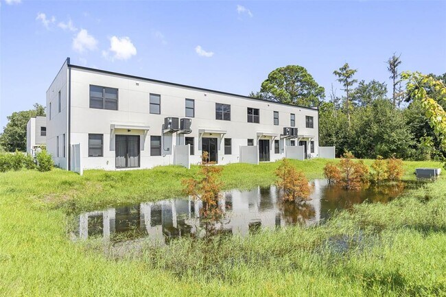 Foto del edificio - 4338 Villa Alina Ct