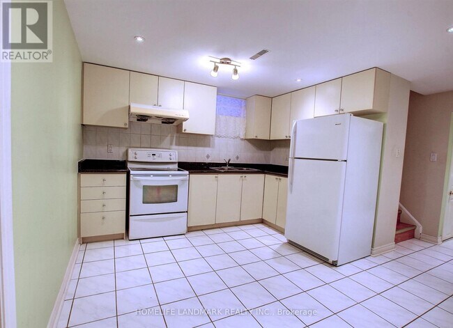 Photo du bâtiment - 10 Whistler Ct