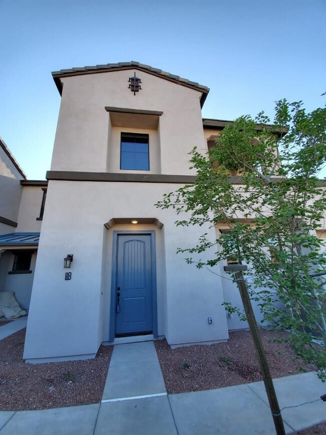 Foto del edificio - 3900 E Baseline Rd