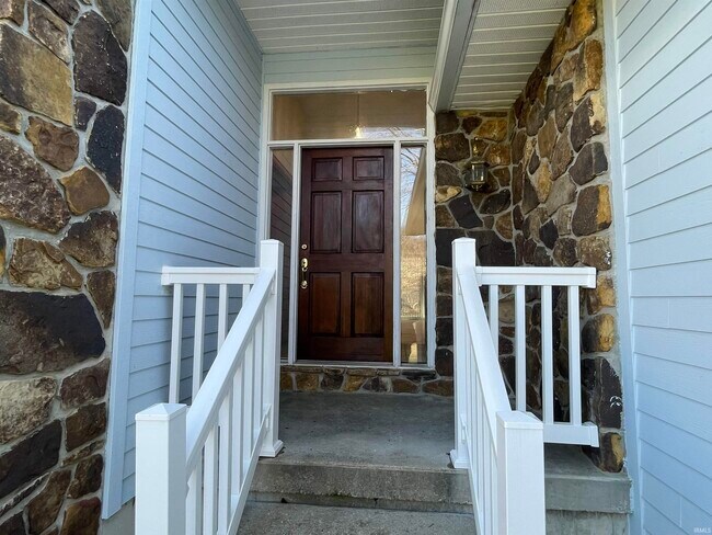 Foto del edificio - 5893 S Black Ankle Rd