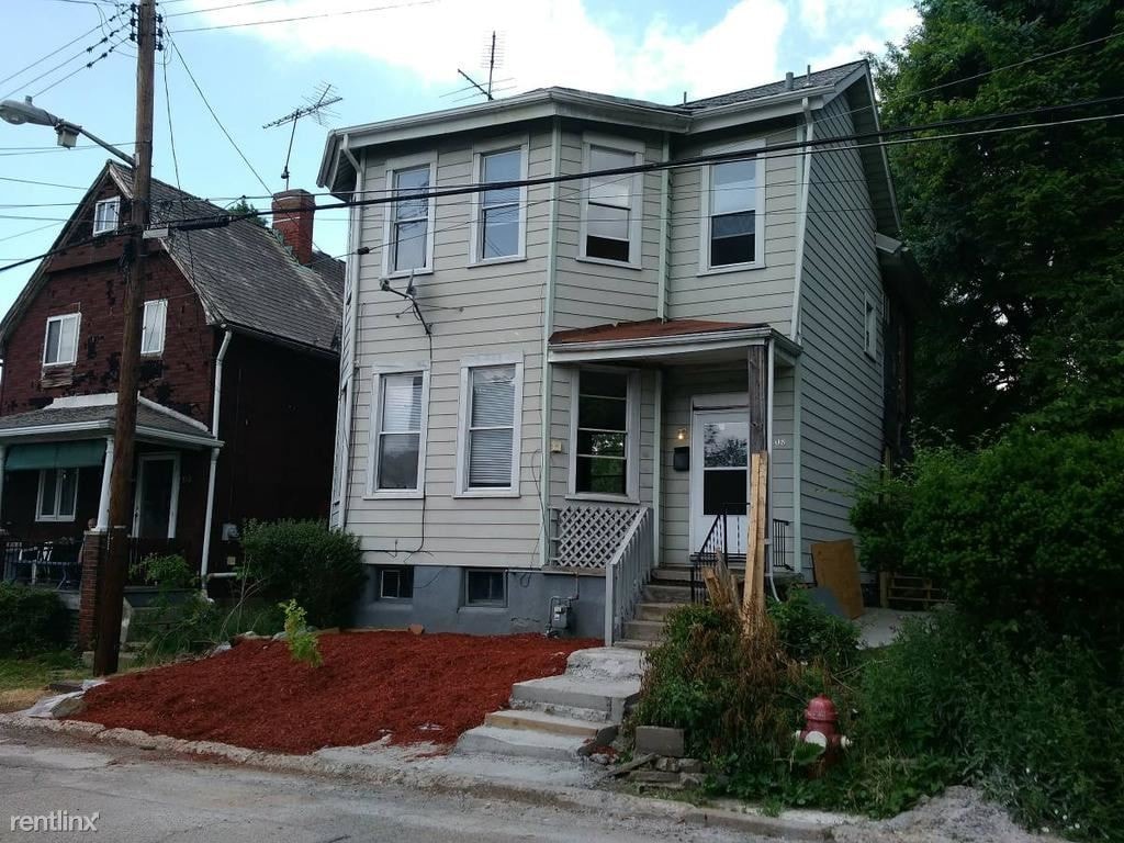 Primary Photo - 3 br, 1 bath House - 808 Maginn St