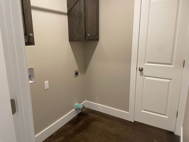 Building Photo - 4509 Sweetspiers Cove
