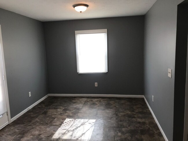 Building Photo - 8585 Fairway Trail