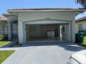 Building Photo - 16064 SW 143rd Ln