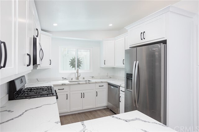 Building Photo - 3211 Bayside Dr