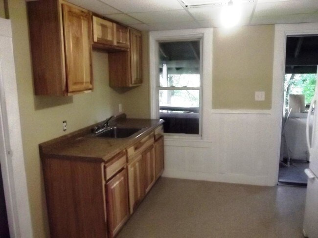 Foto del edificio - 2 bedroom in Westbrook ME 04092
