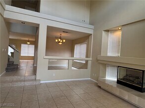 Building Photo - 10961 Fintry Hills St