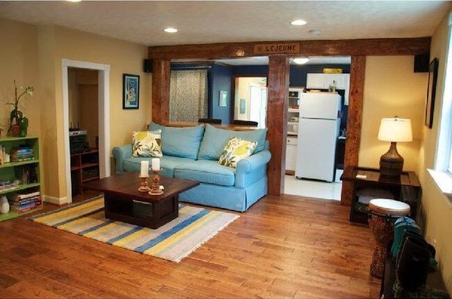 Foto del edificio - 421 Breckenridge St