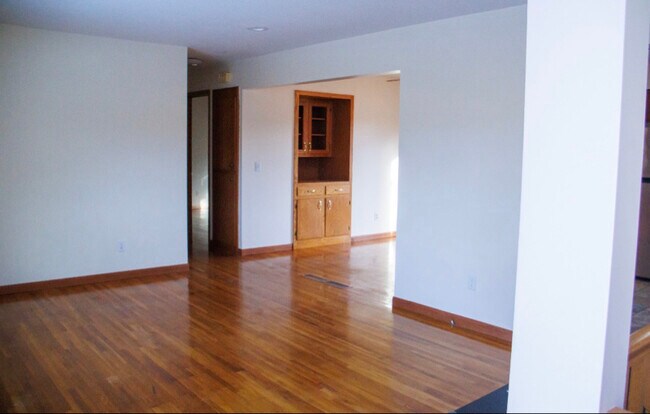 Foto del edificio - 1932 Carnelian Ln