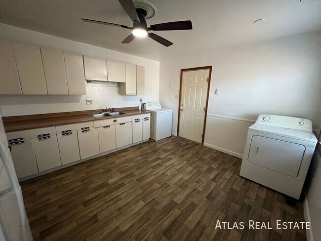 Foto del edificio - 2519 Wood Ave