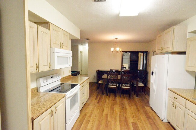 Foto del edificio - 315 NW 28th St