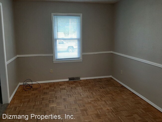 Building Photo - 4 br, 3 bath House - 3745 S Parklane Ave.