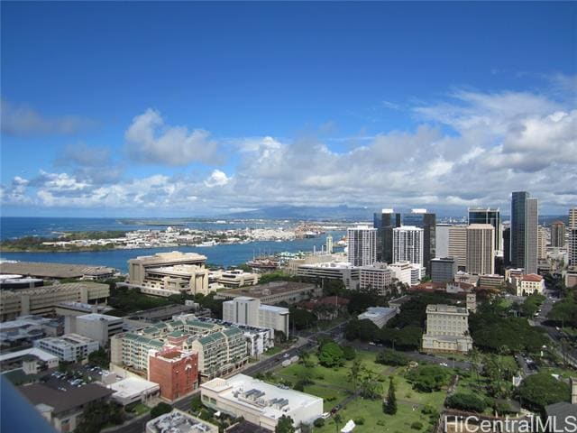 Building Photo - 801 South St