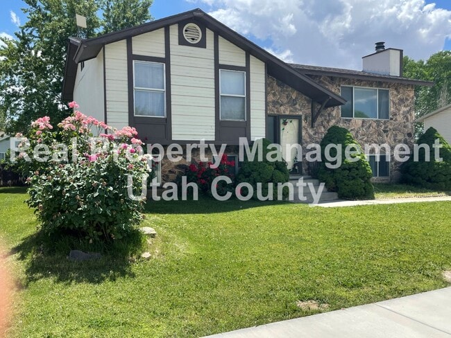 Building Photo - New Lower Price! Half off first months rent!