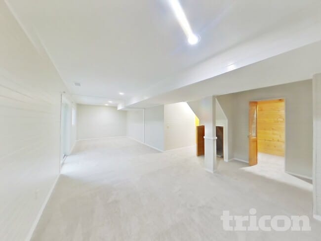 Building Photo - 13537 Dellwood Ct