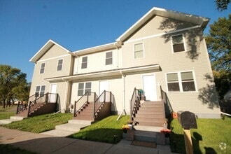 Building Photo - 109 N 10th St