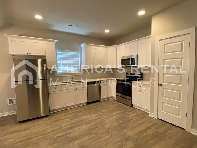 Foto del edificio - Home for Rent in Thorsby!