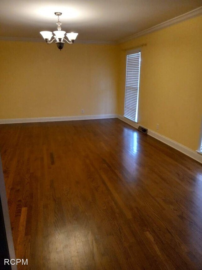 Building Photo - 3 br, 2 bath House - 16298 Oakdale Rd.