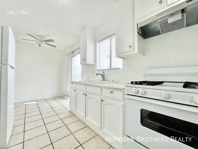 Foto del edificio - 4353 Toland Way