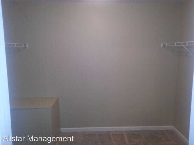 Foto del edificio - 3 br, 2 bath House - 10745 Ridgefield Drive