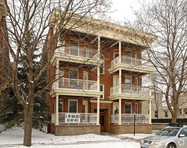 Grand y Avon Apartaments - Avon Apartments
