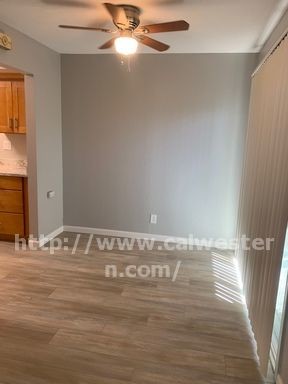 Foto del edificio - 2103 Town and Country Ln