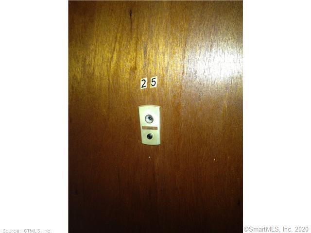 Foto del edificio - 131 N Main St