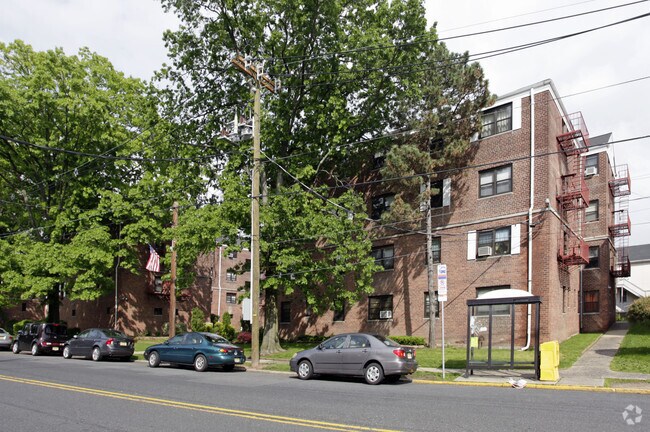 Foto del edificio - Palisades Manor Apartments – Modern Living...