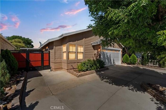 Foto del edificio - 2701 Juniper Dr