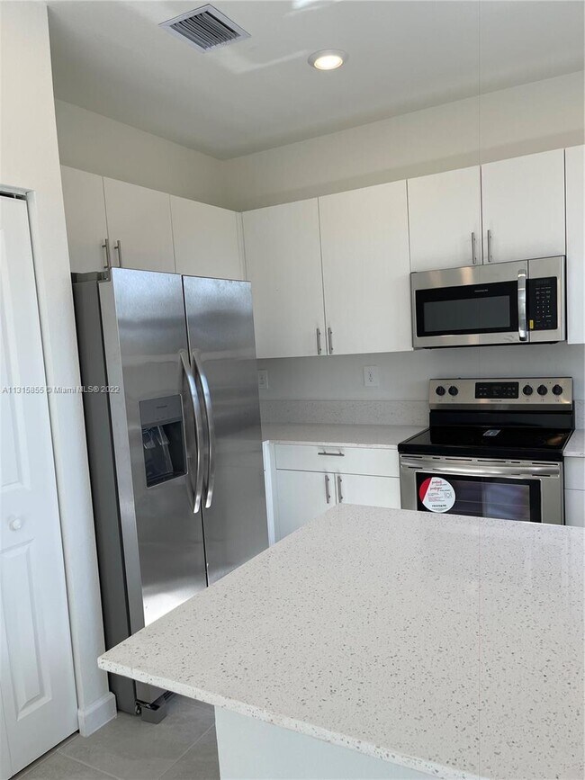 Foto del edificio - 11860 SW 247th Ter