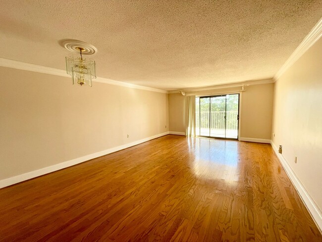 Building Photo - Middleborough Condominiums.