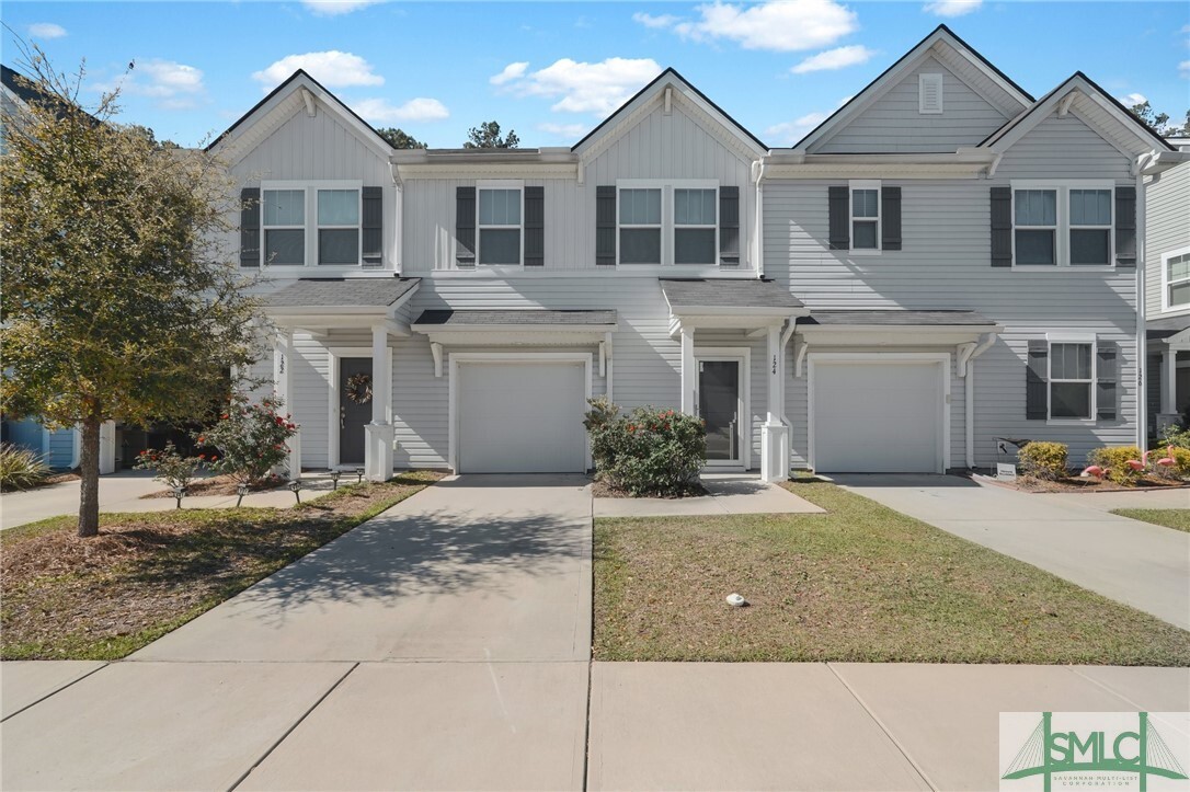 Primary Photo - 124 Benelli Dr