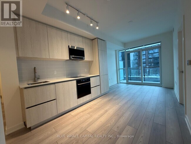 Photo du bâtiment - 110 Broadway Ave