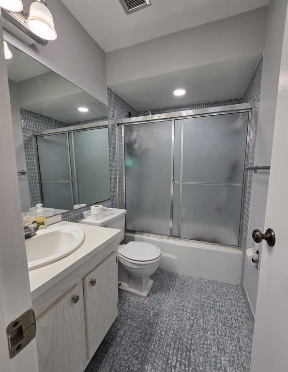 Foto del edificio - 2461 SW 82nd Ave