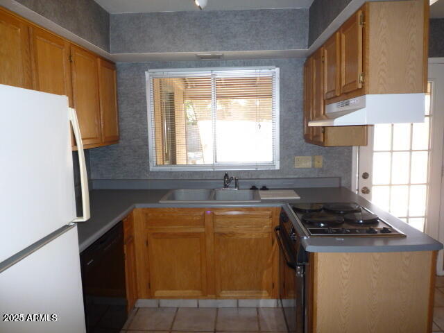 Building Photo - 6426 N 85th St