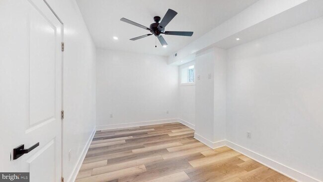 Foto del edificio - 651 N 16th St