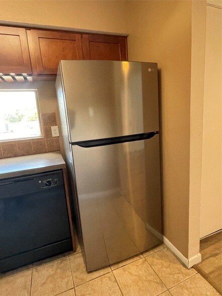 Foto del edificio - 10855 Meadowglen Ln