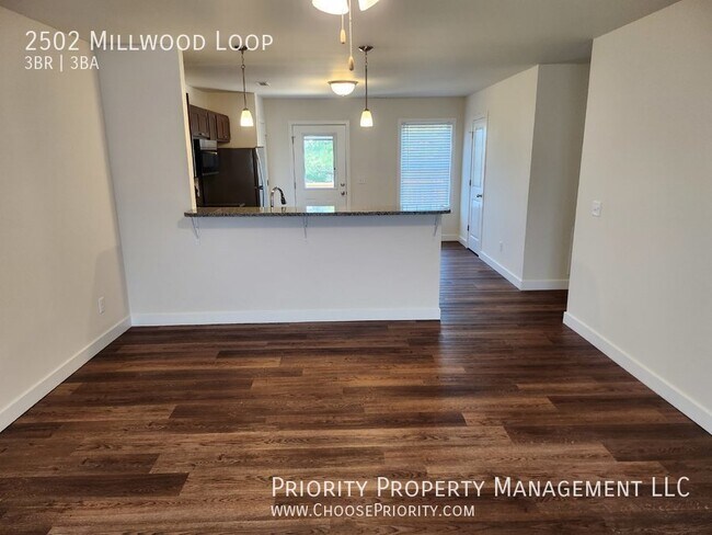 Foto del edificio - 3BR 2.5BA Townhome, Harrisonburg